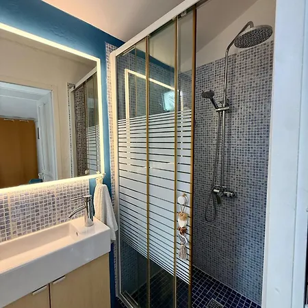 Le Clos Dido Bed & Breakfast 3*